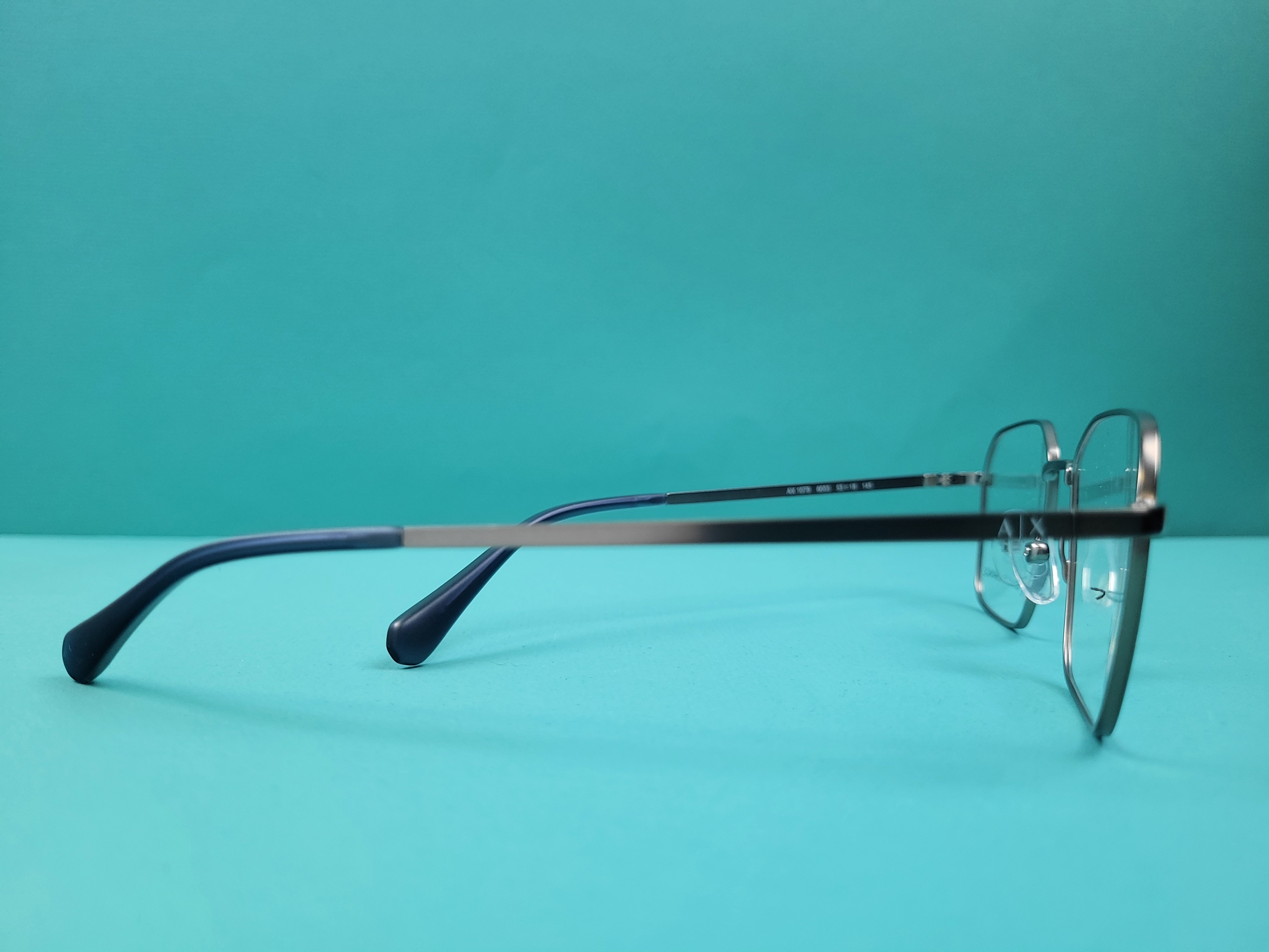 GILBERT AX1079