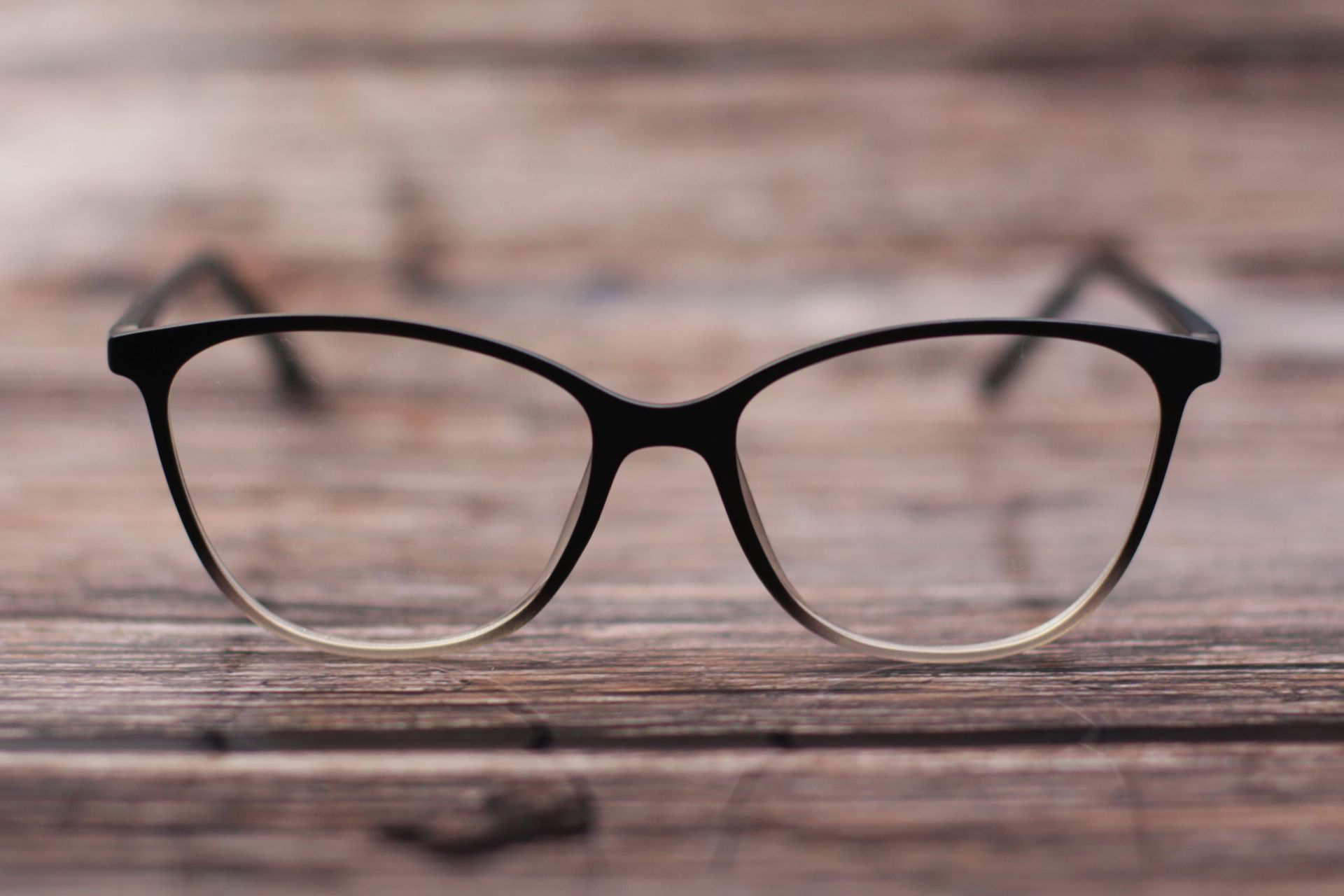 Smile Optic Duisburg - Mein Optiker Brillen günstig online kaufen | SMILE OPTIC